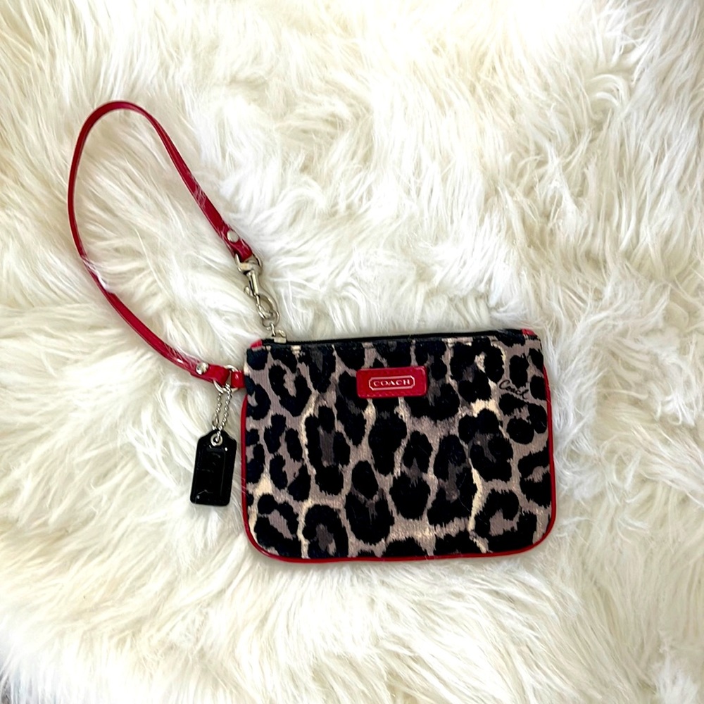 small coach wristlet